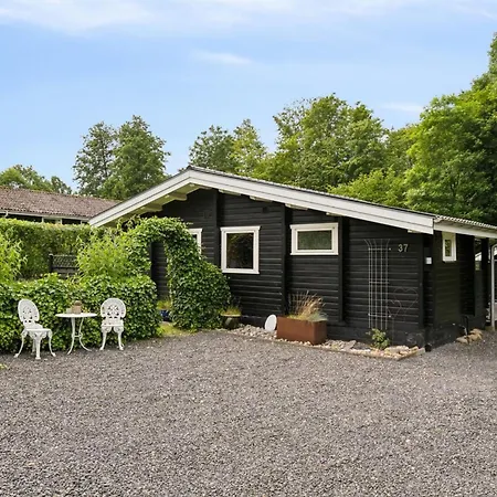 Araminta - 800m From The Sea By Interhome Vakantiehuis *